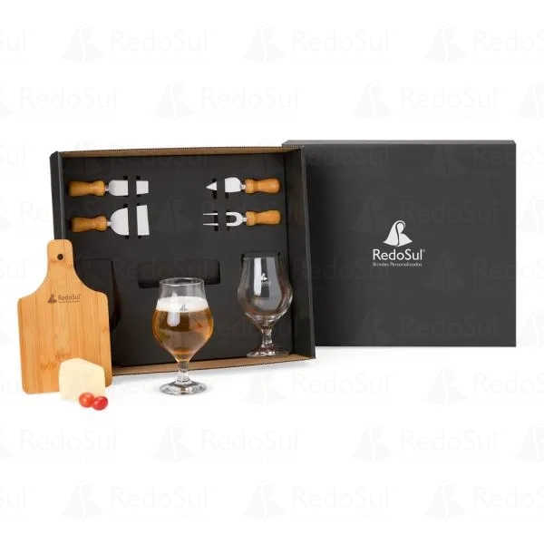 RD 7090201-KIT Queijo Personalizado com tábua e taça RD 7090201-KIT Queijo Personalizado com tábua e taça